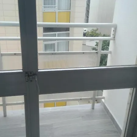 Praia Da Rocha Center